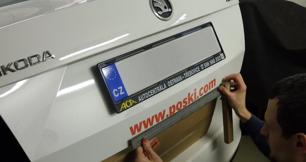 První polep auta novým logotypem Poski.com