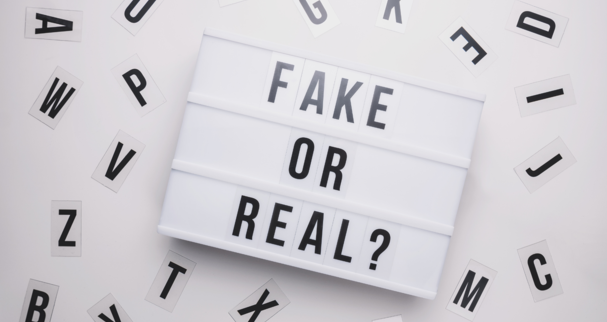 Podvody na Facebooku: Emocionální manipulace i technické útoky